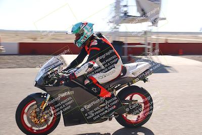 media/Nov-03-2025-Lets Ride (Mon) [[4d74c1c4d3]]/C Group/Grid/